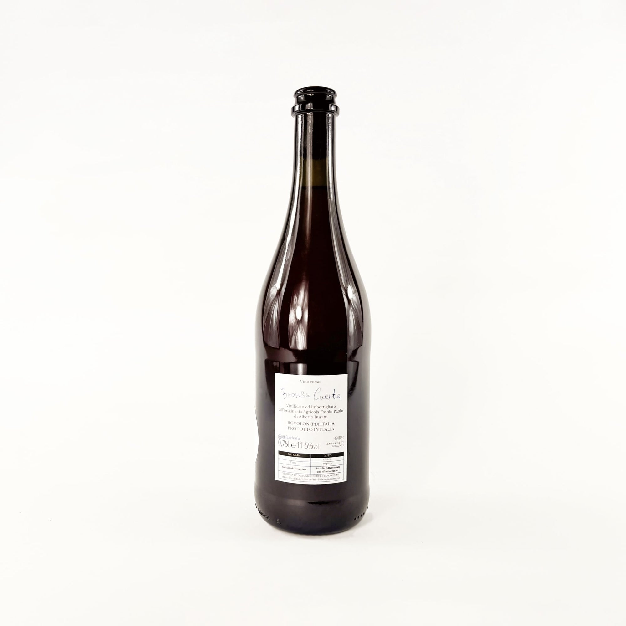 A bottle of red natural wine Bronsa Cuerta by Faedesfa back view