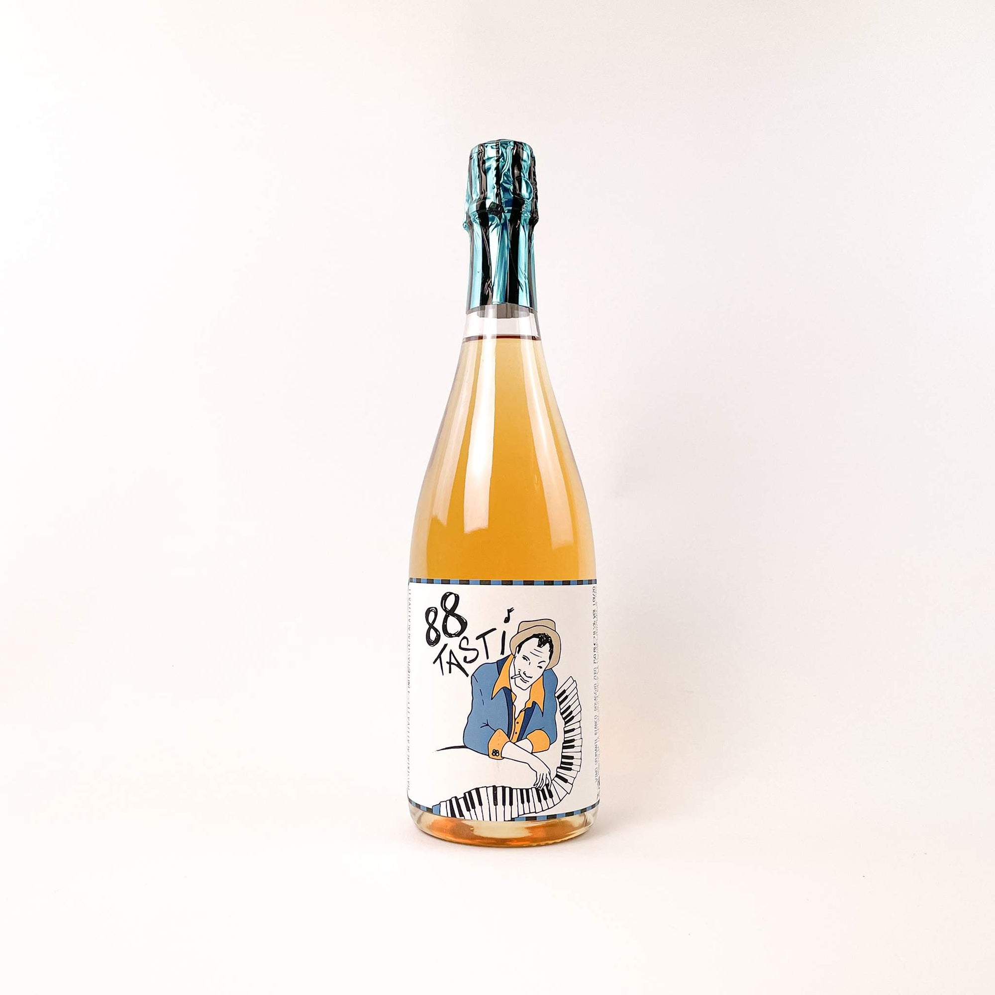 Masseria La Cattiva 88 Tasti Sparkling Natural Wine Bottle