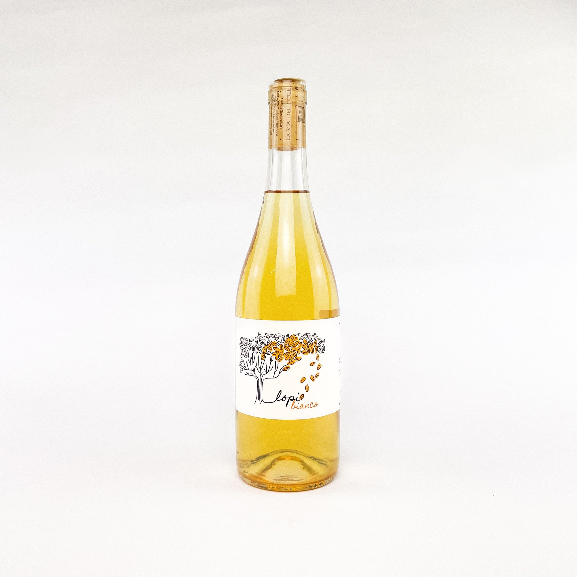 A bottle of white natural wine Lopi Bianco of La Via Del Colle front view