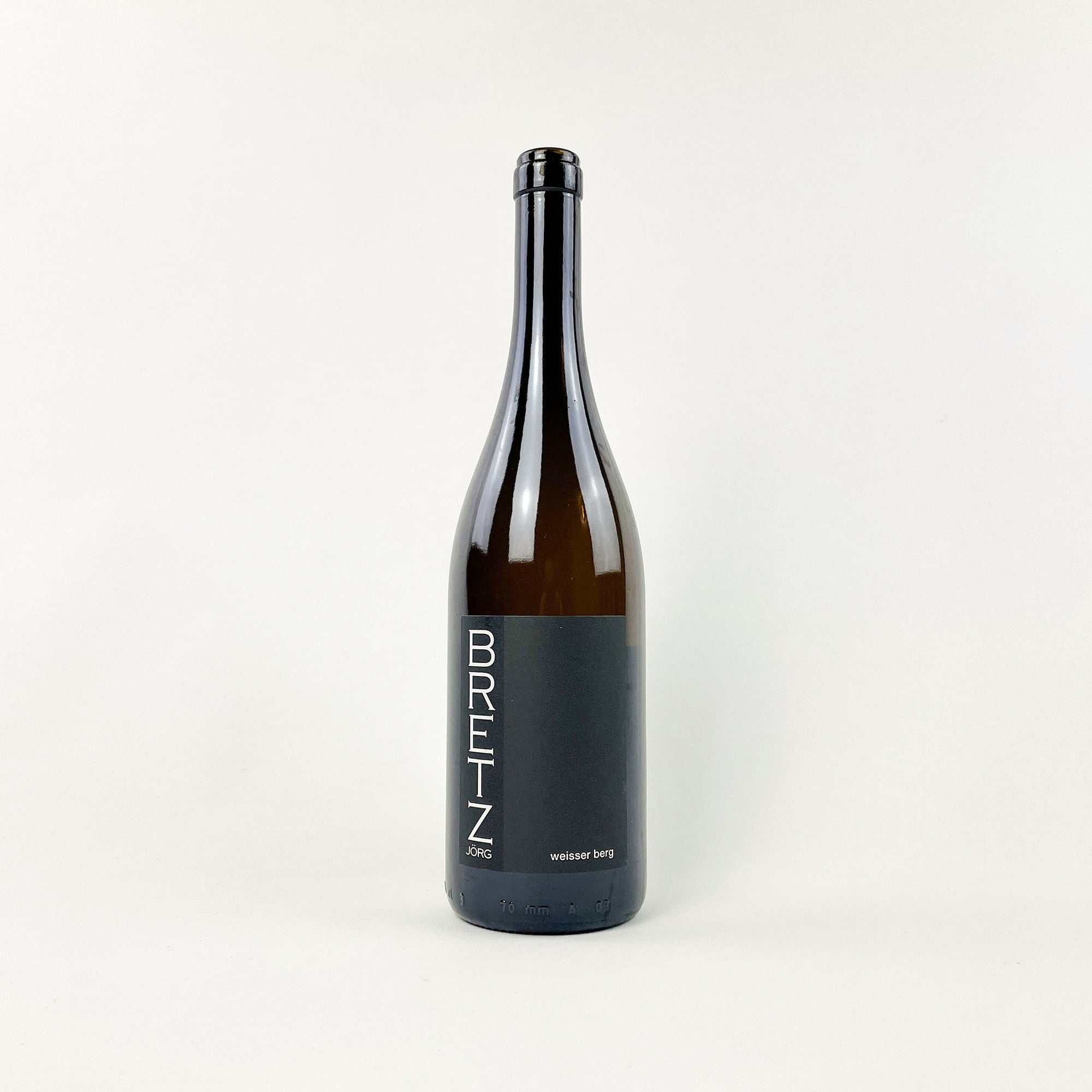 Bottle of Austrian natural white wine, natural wine, orange wine, Austria, naturwein, Österreich