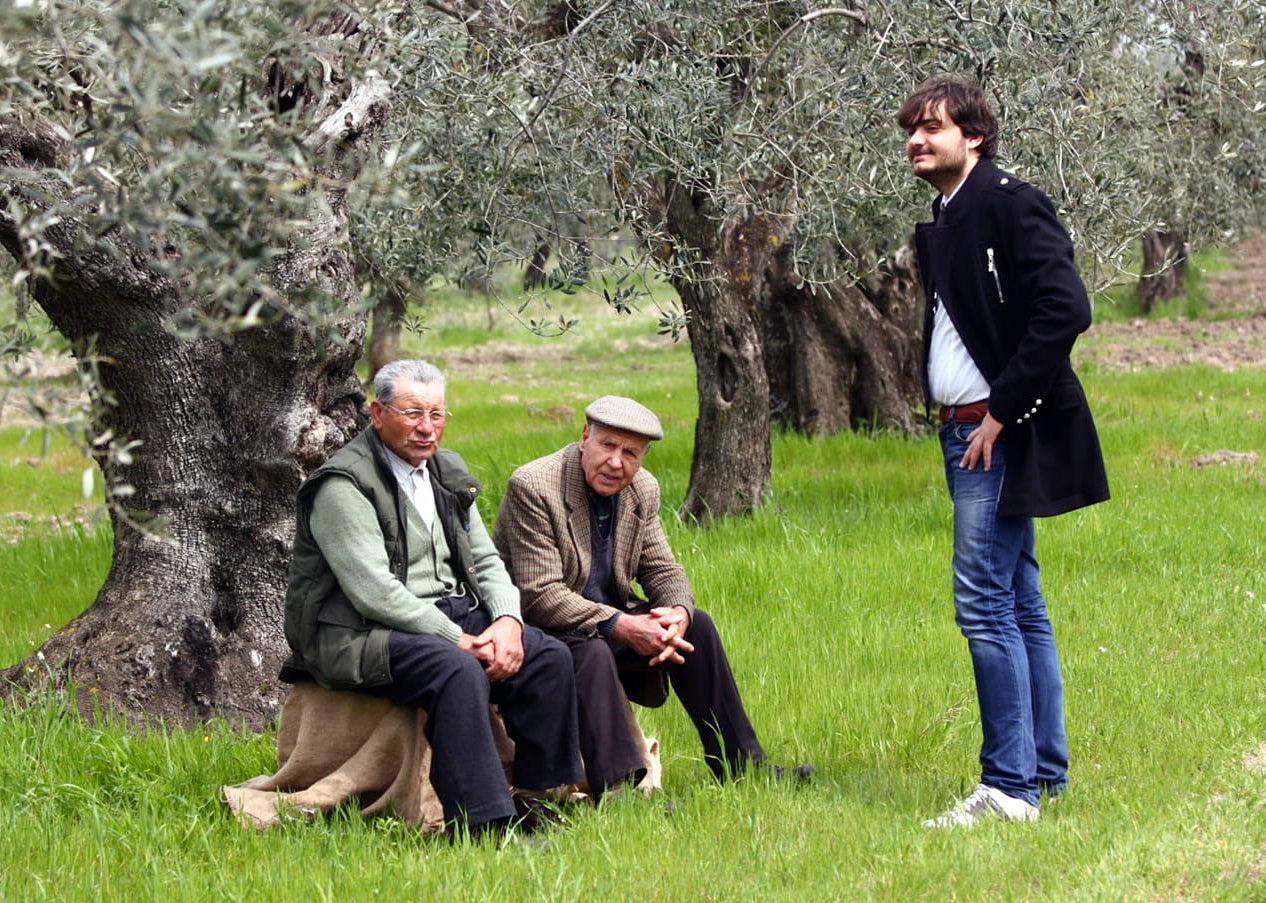 Agricola Paglione, Family of natural winemakers in Apulia Italy. Three generations. 