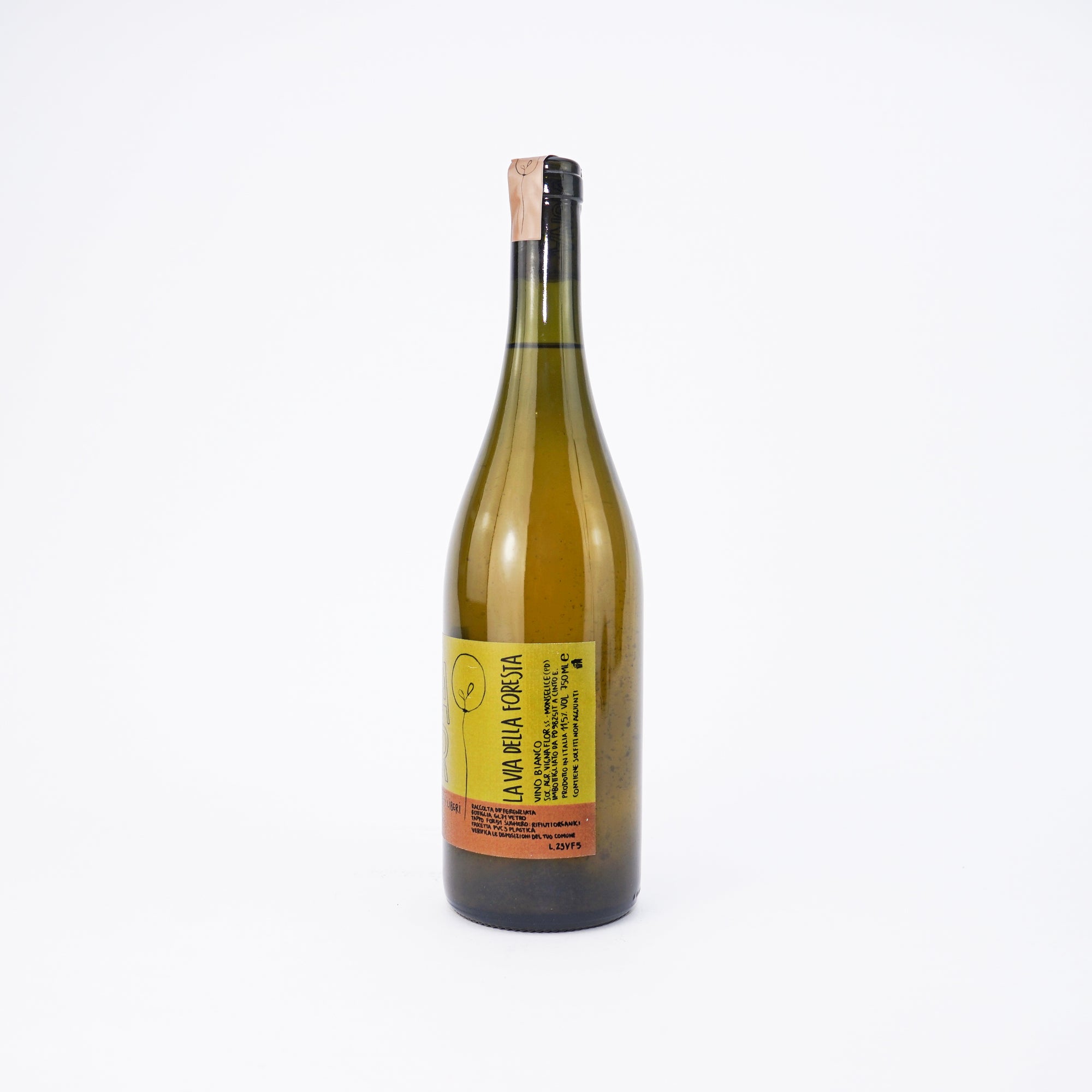 Natural Wine bottle by Vigna Flor with a yellow label on a white background